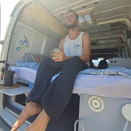 Slow-life Campervan, Kueche, Dusche, Queen-size Bett, Solar Apartment El Medano (Tenerife)